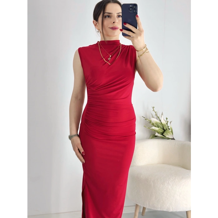 Kırmızı Drapeli Yırtmaçlı Elbise