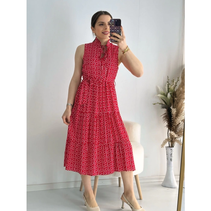 Kırmızı Puantiyeli Elbise