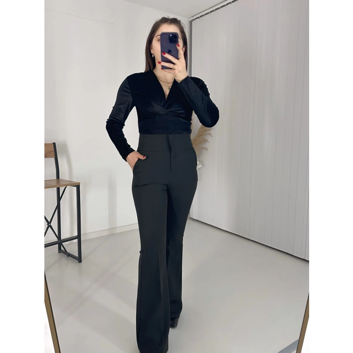 Kravuze Yaka Kadife Bluz Siyah