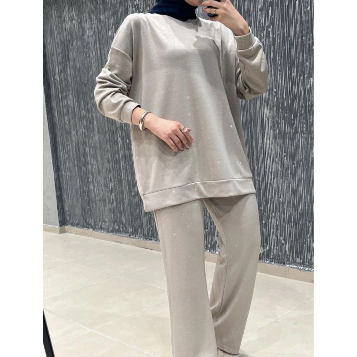 Oysho taşlı takım bej