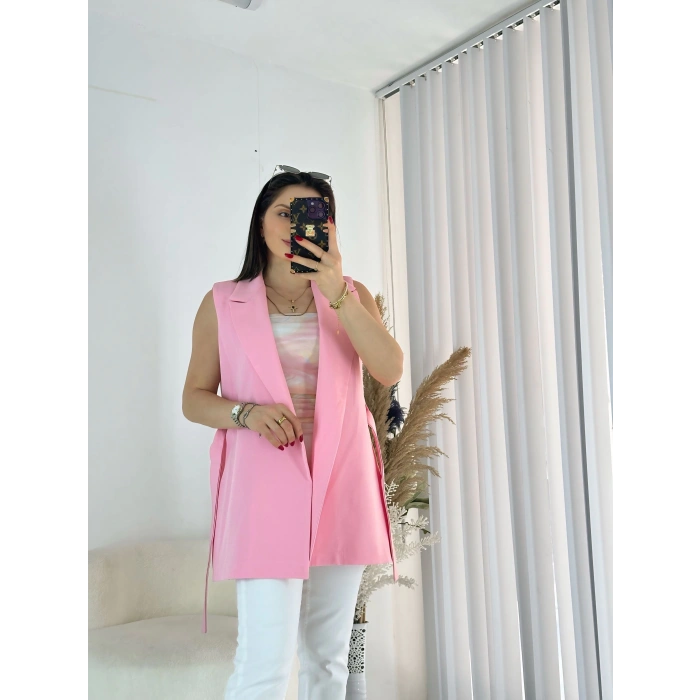 Pembe Bağlamalı Yelek