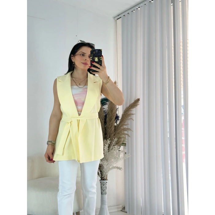 Sarı Bağlamalı Yelek
