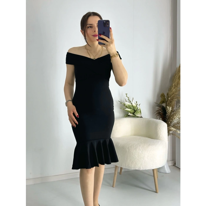 Siyah Çapraz Yaka Kolsuz Etek Ucu Valonlu Kalem Elbise