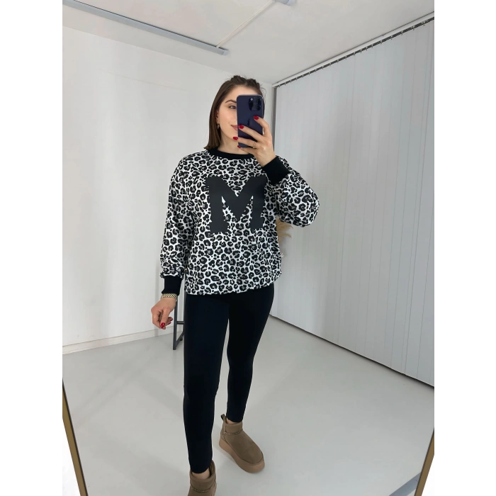 Siyah Leopar Desen Harf Detaylı Sweathirt