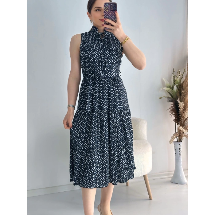 Siyah Puantiyeli Elbise