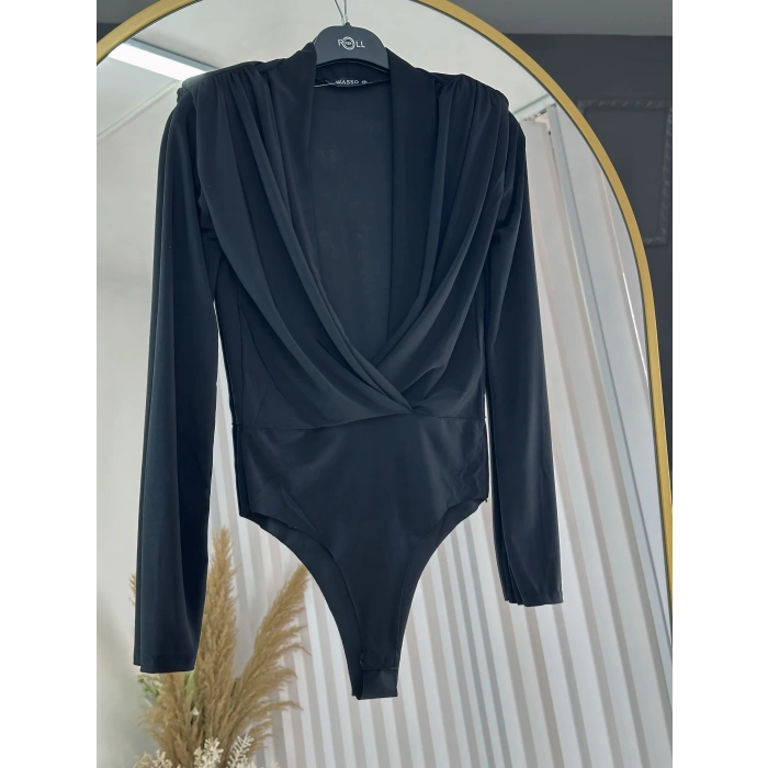 Vatkalı Kravuze V Yaka Çıtçıtlı Bady