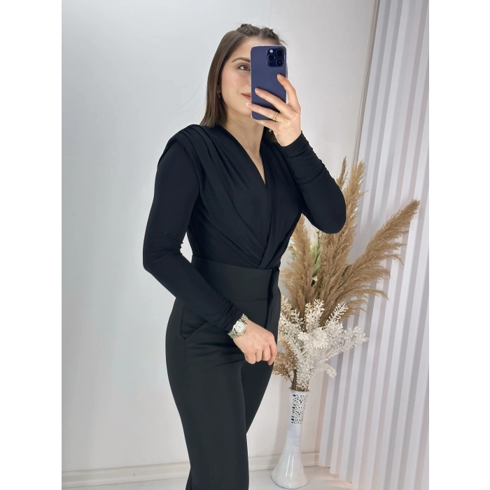 Vatkalı Kravuze V Yaka Çıtçıtlı Bady