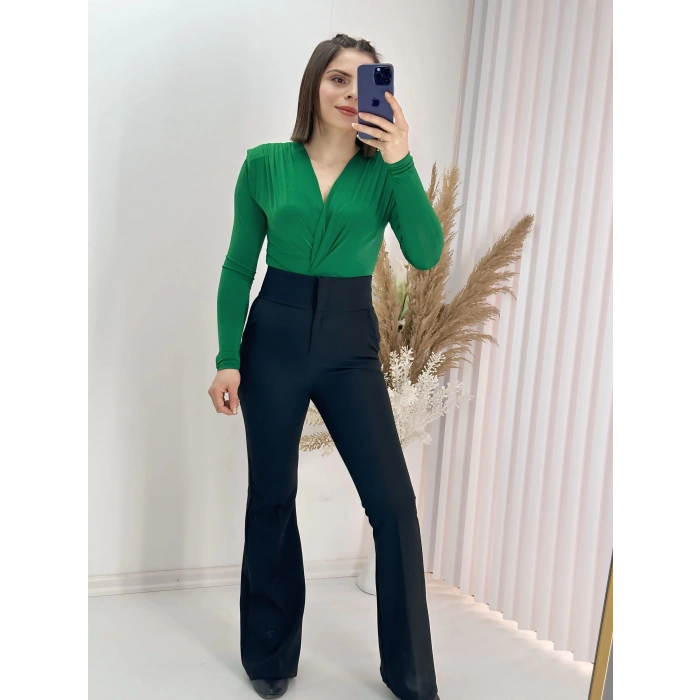 Vatkalı Kravuze Yaka Çıtçıtlı Bady