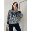 Siyah Leopar Desen Harf Detaylı Sweathirt