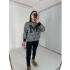 Siyah Leopar Desen Harf Detaylı Sweathirt