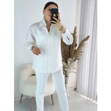 Beyaz Pul Detay Çizgili Gömlek