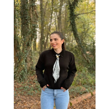 Fular detay Polo yaka kazak siyah