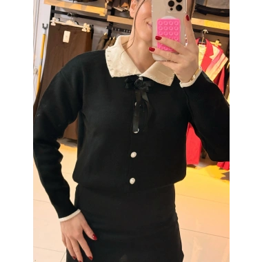 İnci taşlı Polo yaka kazak siyah