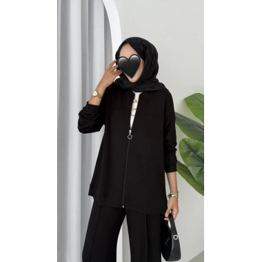 Oysho muadil fermuarlı takım siyah