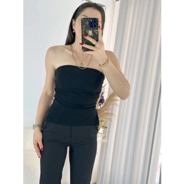Siyah Çift Yırtmaçlı Straplez Bluz