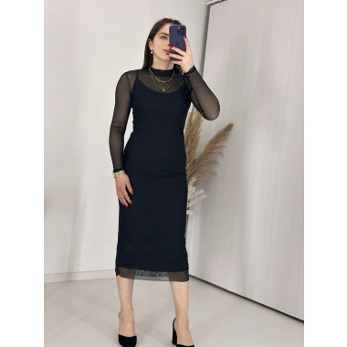 Siyah Tüllü Dik Yaka Uzun Elbise