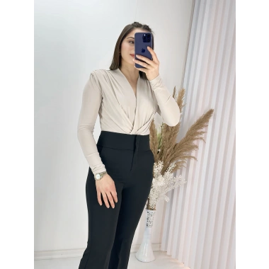 Vatkalı Kravuze V Yaka Çıtçıtlı Bady -Bej