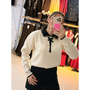 İnci taşlı Polo yaka kazak bej