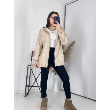 Kapşonlu Bej Deri Yağmurluk