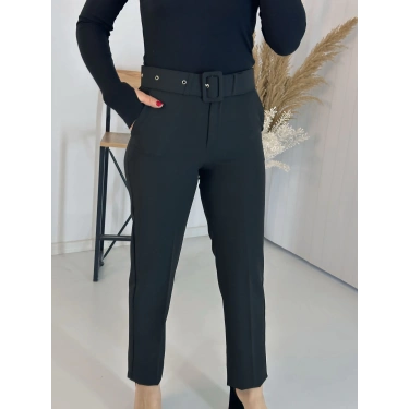 Siyah Kemerli Boru Paça Kumaş Pantolon