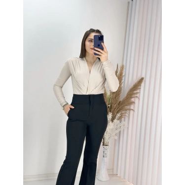 Vatkalı Kravuze V Yaka Çıtçıtlı Bady -Bej