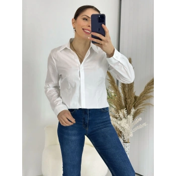 Beyaz kadın Gömlek
