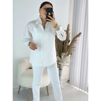 Beyaz Pul Detay Çizgili Gömlek