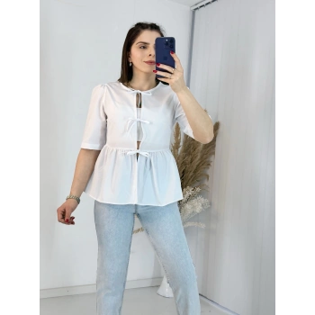 Önden Bağlamalı Beyaz Gömlek