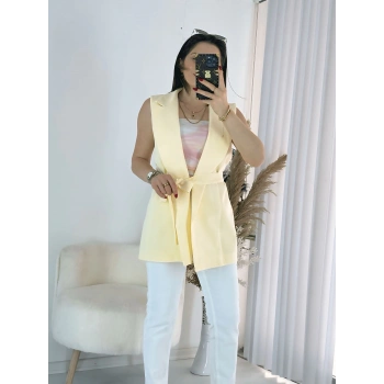 Sarı Bağlamalı Yelek