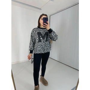 Siyah Leopar Desen Harf Detaylı Sweathirt