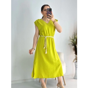 Yeşil Kemerli Midi Boy Elbise