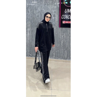 Yarı taşlı Oysho takım siyah