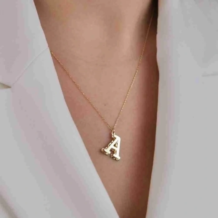 14 Ayar Altın Harfli Kolye