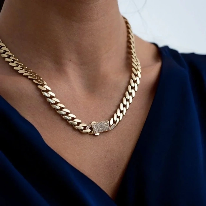 Altın Taşlı Gurmet Kolye