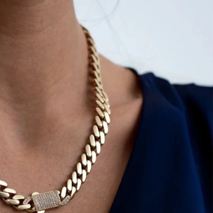 Altın Taşlı Gurmet Kolye