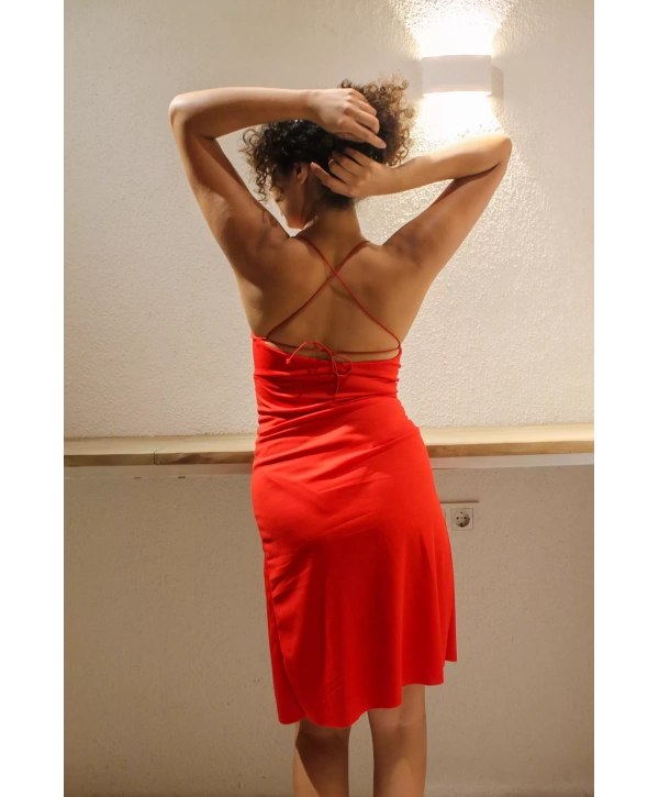 Yırtmaçlı Siyah Elbise